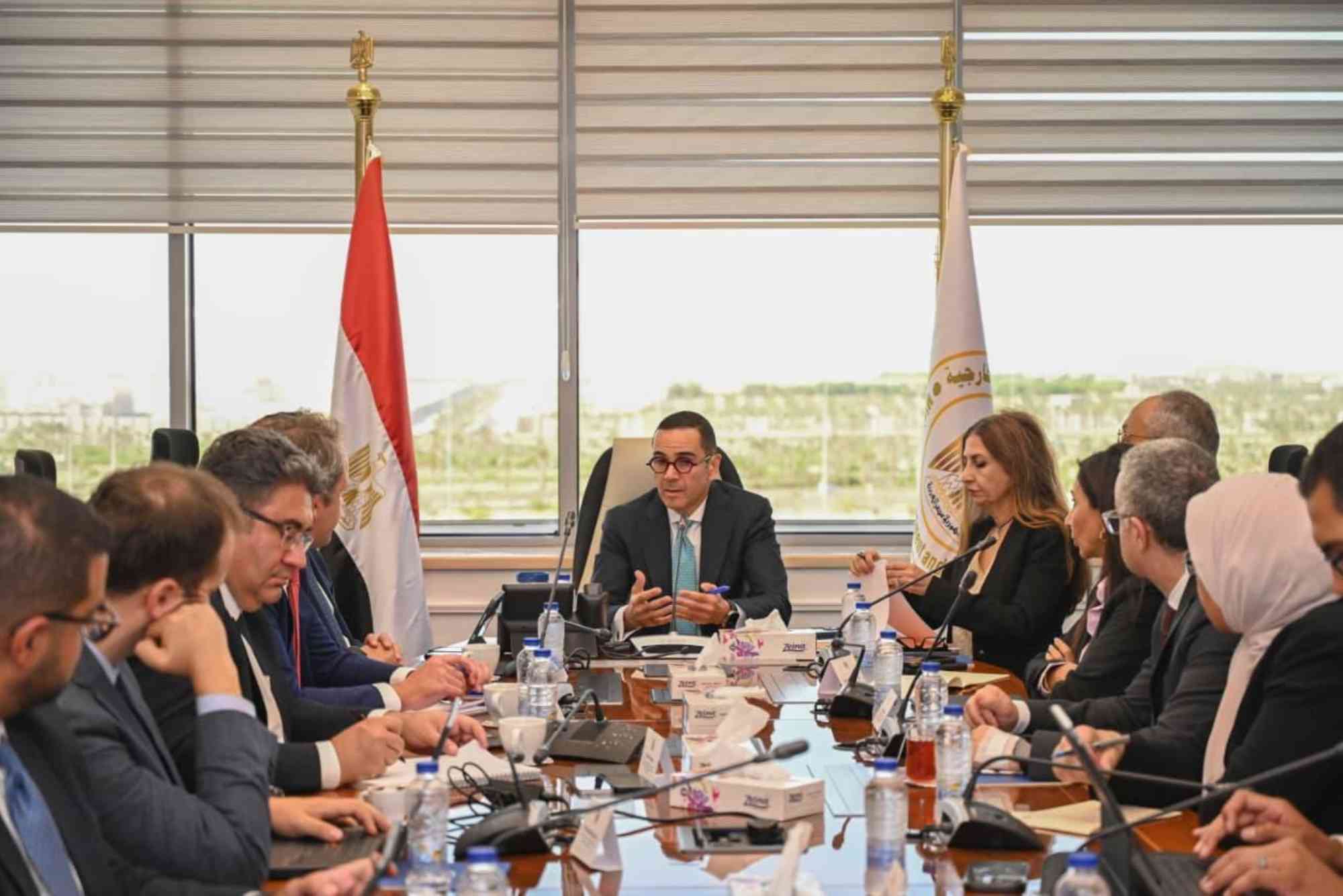 مستجدات تتطلب متابعة دقيقة