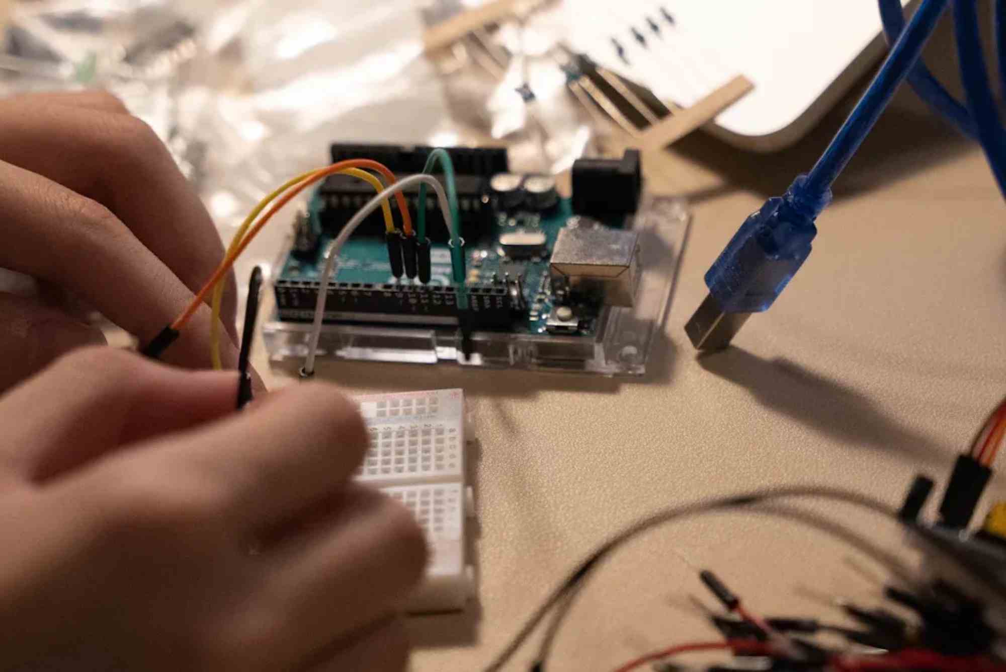 تطوير المنتج بناءً على ملاحظات المستخدمين