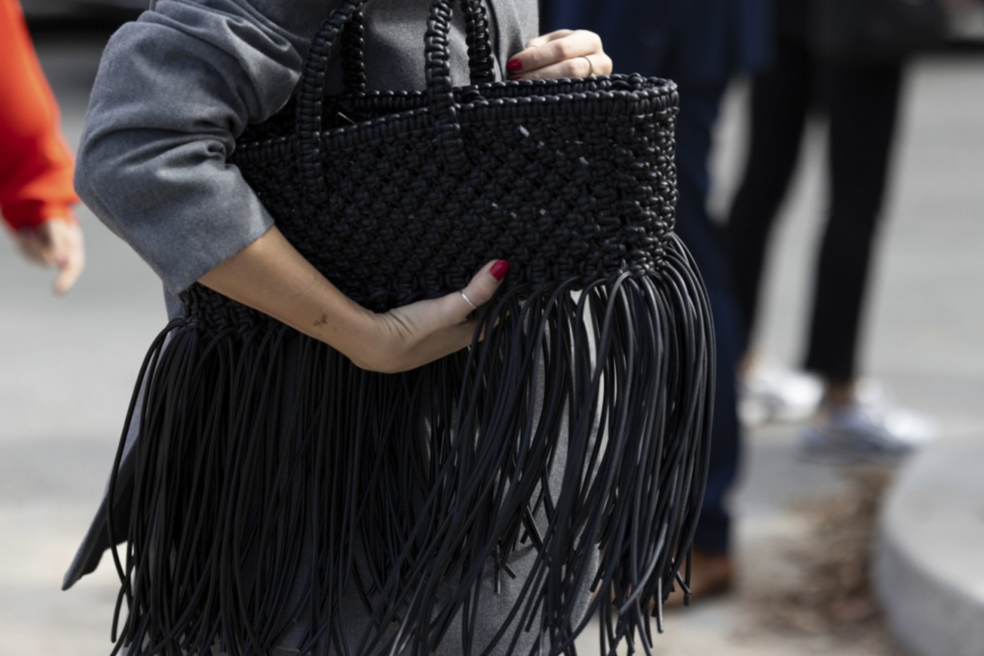 تصاميم مميزة تلائم الإطلالات اليومية